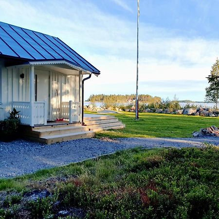 Stuga Med Havsutsikt Robertsfors Zewnętrze zdjęcie